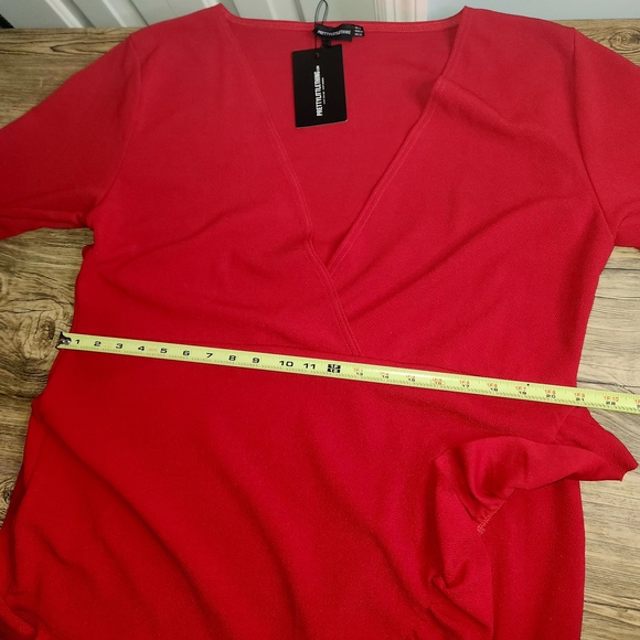 Pretty Little Thing Red Ruffle Detail Faux Wrap Mini Dress Women's Size 22. - Picture 3 of 13